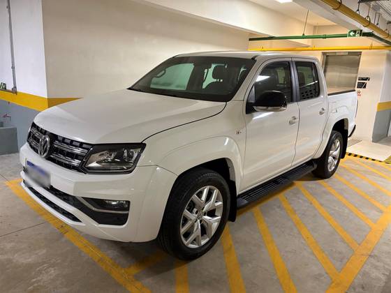 VOLKSWAGEN AMAROK 3.0 V6 TDI DIESEL HIGHLINE CD 4MOTION AUTOMÁTICO